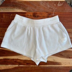 ALO Yoga White waffle Shorts